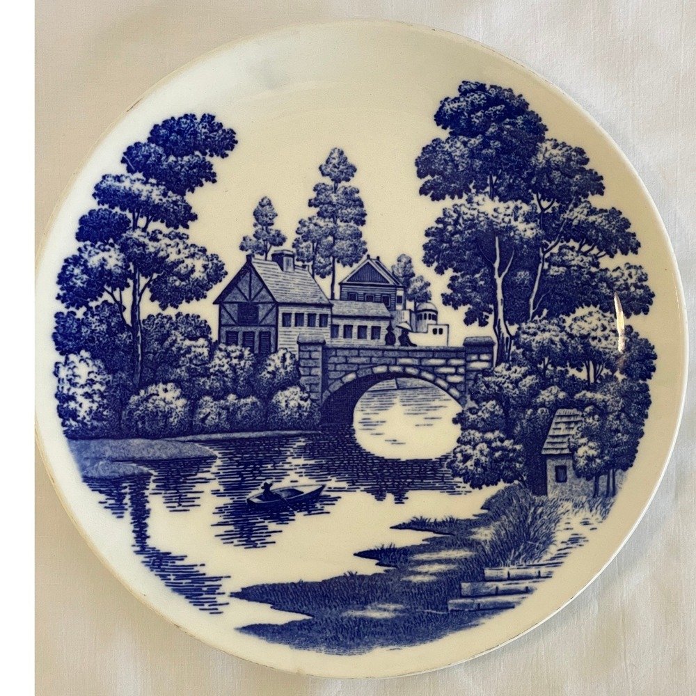 Vintage Nasco Lakeview Hand Painted Japan‎ Blue White Landscape Plate 9.2